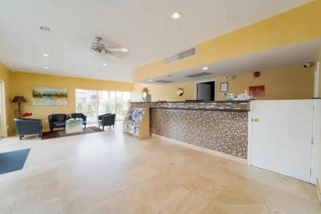 Royal Plaza Inn - 47