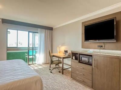 Amanzi, Ascend Collection - 5