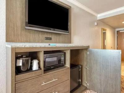 Amanzi, Ascend Collection - 78