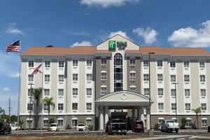 Hotels in Davenport