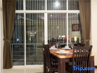The Elegant Patong - 88