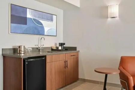 Courtyard by Marriott Los Angeles Westside - 64