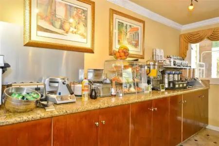 Best Western Plus Dana Point Inn-by-the-Sea - 11