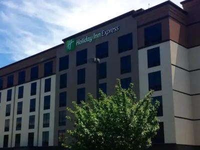 Holiday Inn Express Atlanta NW - Galleria Area, an IHG - 37