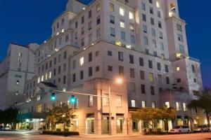 Hotel Colonnade Coral Gables, Autograph Collection, Miami
