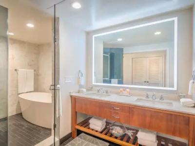 Grand Hyatt Kauai Resort & Spa - 74