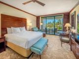 Double room with partial ocean view