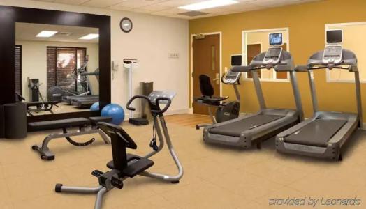 DoubleTree by Hilton Atlanta Airport - 22