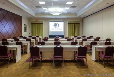 DoubleTree by Hilton Atlanta Airport - 28