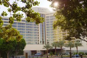 Hotel Irvine, Irvine