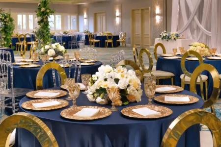 Atrium Orange County - 26