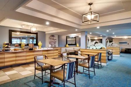 Atrium Orange County - 29