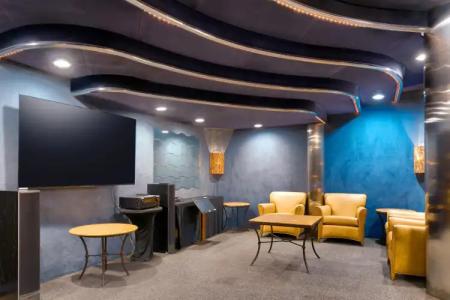 Atrium Orange County - 19