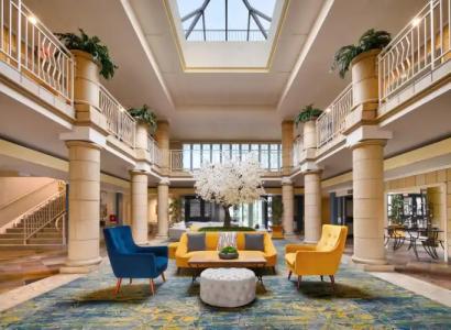 Atrium Orange County - 1