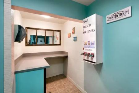 Atrium Orange County - 13