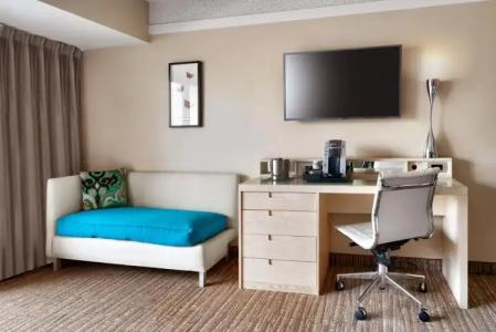 Atrium Orange County - 2