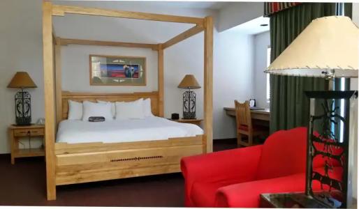 Inn at Eagle Mountain - 41