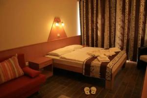 Sasto Hotel, Matrafured