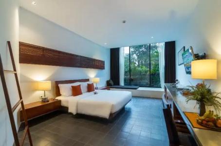 Lynnaya Urban River Resort - 85