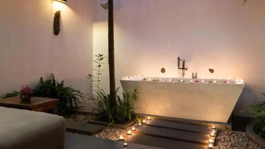 Lynnaya Urban River Resort - 22