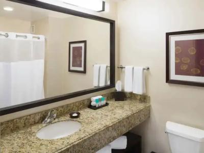 Hyatt Regency Orange County - 34