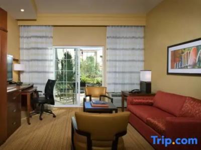 Courtyard by Marriott Santa Barbara Goleta - 80