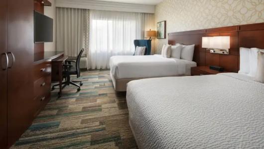 Courtyard by Marriott Santa Barbara Goleta - 37