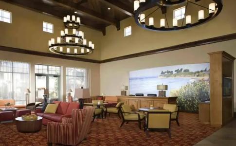 Courtyard by Marriott Santa Barbara Goleta - 21