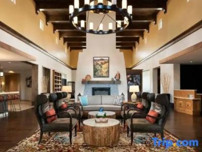 Courtyard by Marriott Santa Barbara Goleta - 69