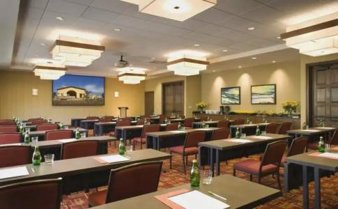 Courtyard by Marriott Santa Barbara Goleta - 15