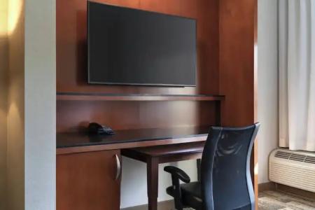 Courtyard by Marriott Santa Barbara Goleta - 72