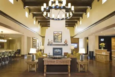 Courtyard by Marriott Santa Barbara Goleta - 20