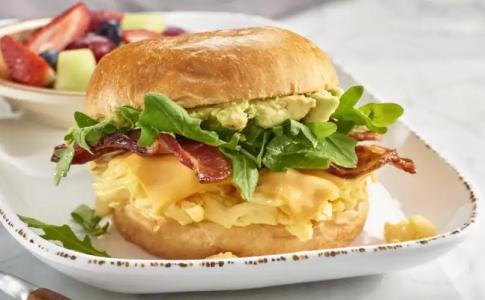 Courtyard by Marriott Santa Barbara Goleta - 10