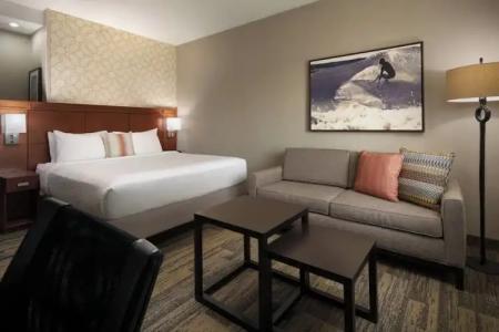 Courtyard by Marriott Santa Barbara Goleta - 24