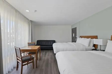 Vagabond Inn Glendale - 64