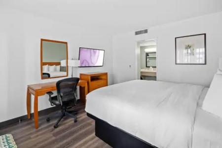 Vagabond Inn Glendale - 5