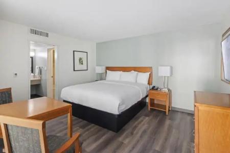 Vagabond Inn Glendale - 2