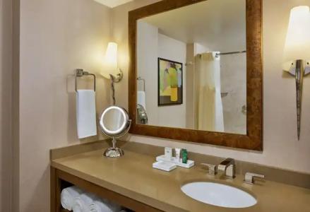 Hilton Los Angeles North-Glendale & Executive Meeting Center - 8