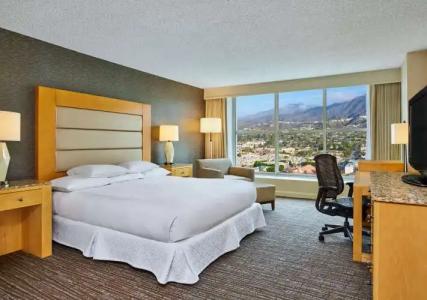 Hilton Los Angeles North-Glendale & Executive Meeting Center - 1