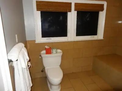 Balboa Inn, On The Beach At Newport - 46