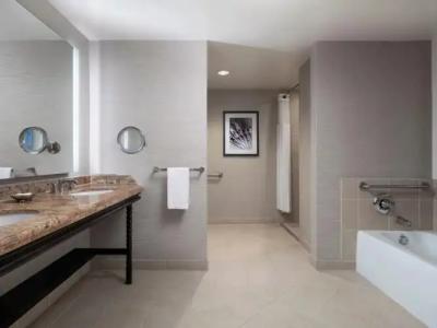 Hyatt Regency Huntington Beach Resort and Spa - 41