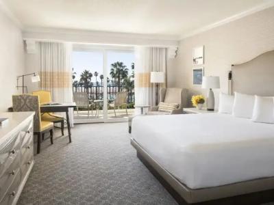 Hyatt Regency Huntington Beach Resort and Spa - 26