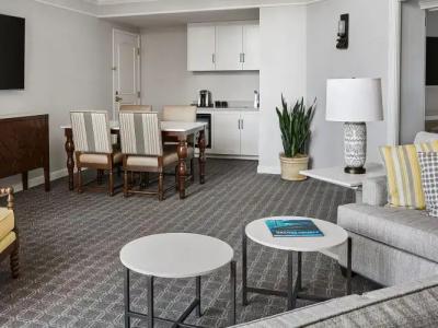 Hyatt Regency Huntington Beach Resort and Spa - 60