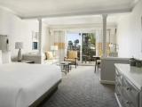 Oversize Double room with partial ocean view