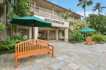 Aston Islander On The Beach - 19