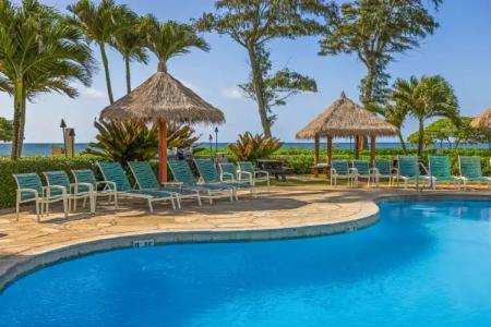 Aston Islander On The Beach - 11