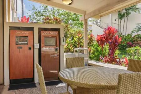 Aston Islander On The Beach - 20