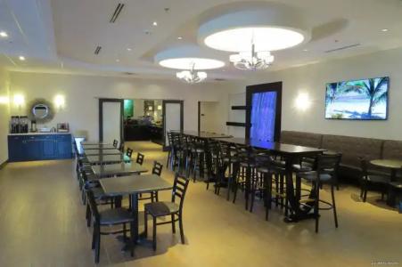 Best Western Plus Hollywood/Aventura - 36