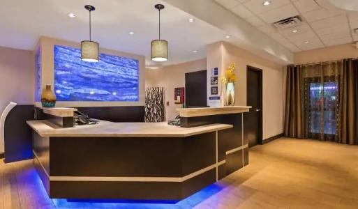 Best Western Plus Hollywood/Aventura - 4