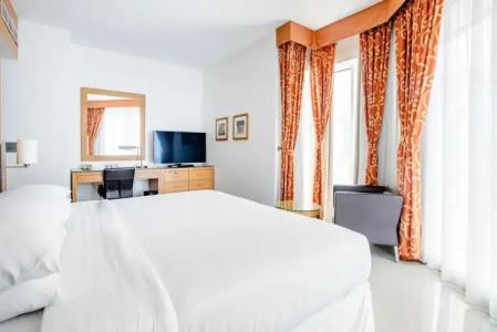 Four Points by Sheraton Downtown Dubai - 108